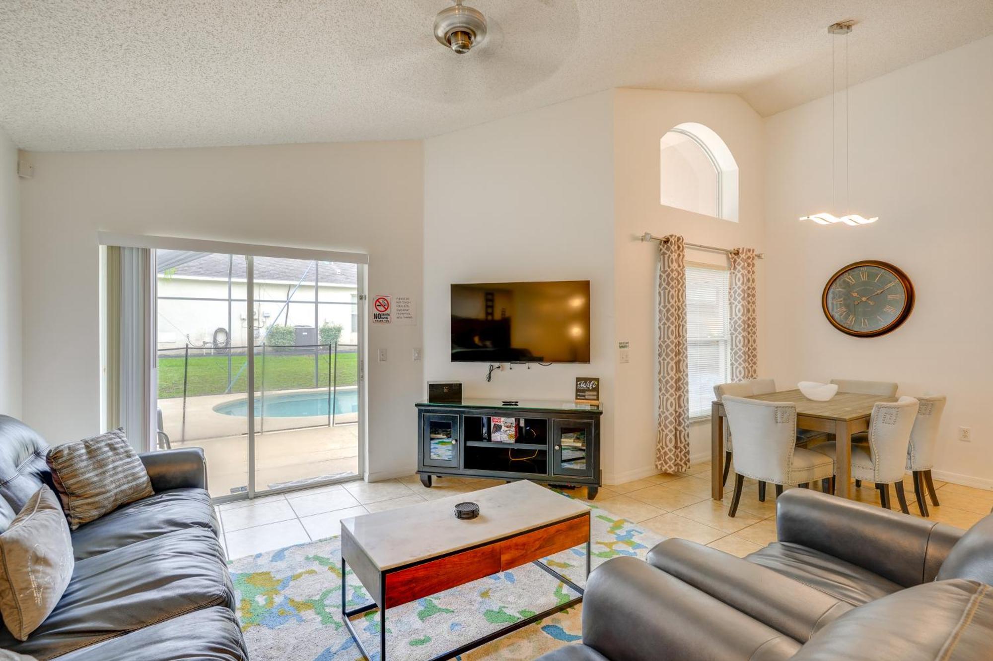 Family Home With Pool On Award-Winning Golf Course! Гейнс-Сіті Екстер'єр фото